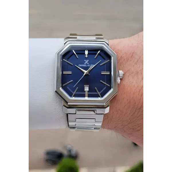 Kadranı Lacivert Kordonu Gümüş Renk Erkek Kol Saati