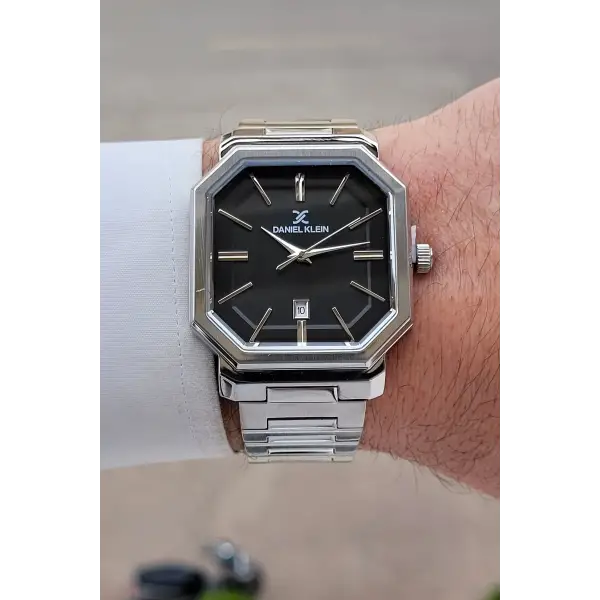 Kadranı Siyah Kordonu Gümüş Renk Erkek Kol Saati