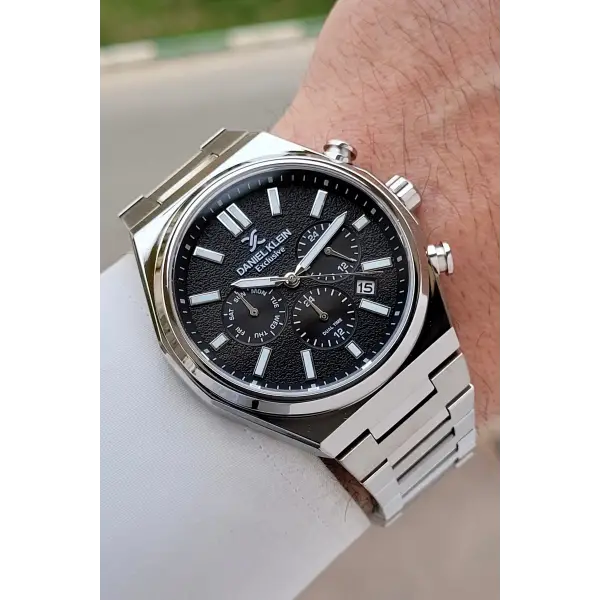 Kadranı Siyah Kordonu Gümüş Renk 43 mm Erkek Kol Saati