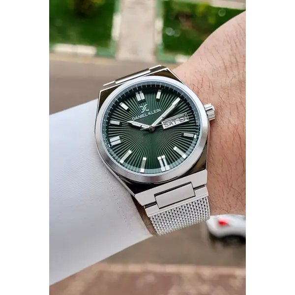 Gümüş Yeşil Renk Takvimli Erkek Kol Saati