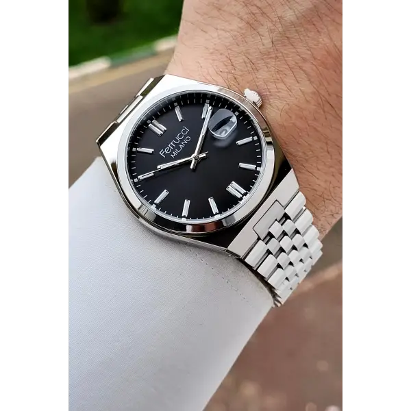 Kadranı Siyah Kordonu Gümüş Renk 40 Mm Erkek Kol Saati