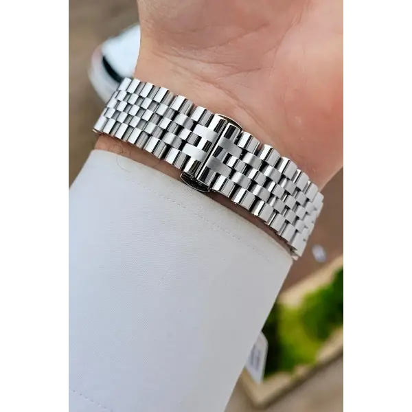 Kadranı Siyah Kordonu Gümüş Renk 40 Mm Erkek Kol Saati