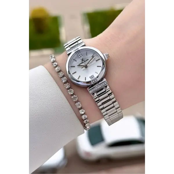 Gümüş Renk 26 Mm Kadın Kol Saati ve Bileklik