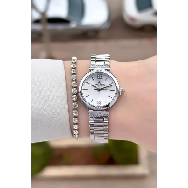Gümüş Renk 26 Mm Kadın Kol Saati ve Bileklik