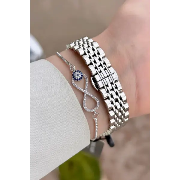 Gümüş Renk Kesme Camlı Kadın Kol Saati Ve Bileklik