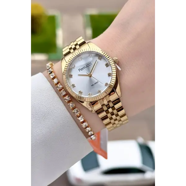 Gold Renk Kadın Kol Saati ve Bileklik