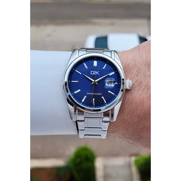 Kadranı Lacivert Kordonu Gümüş Renk 42 Mm Erkek Kol Saati