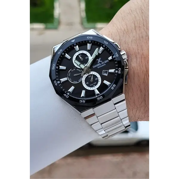 Kadranı Siyah Kordonu Gümüş Renk 43,5 Mm Erkek Kol Saati