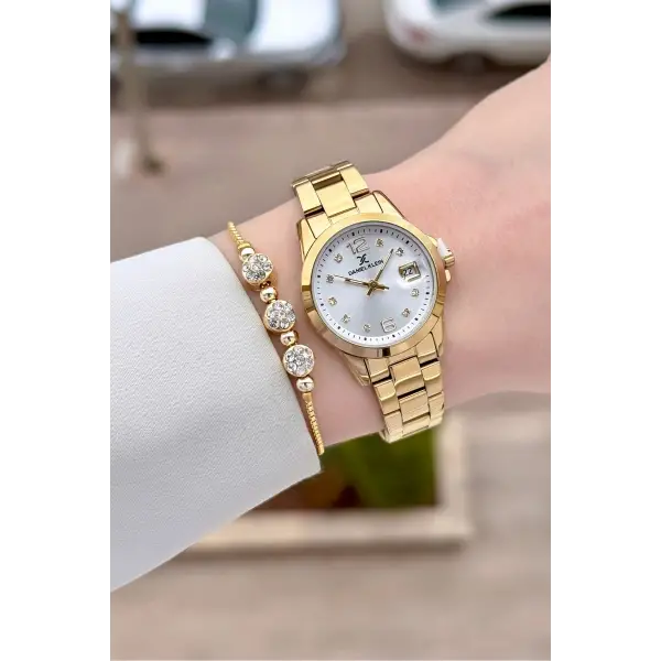 Gold Renk 28 mm Kadın Kol Saati ve Bileklik