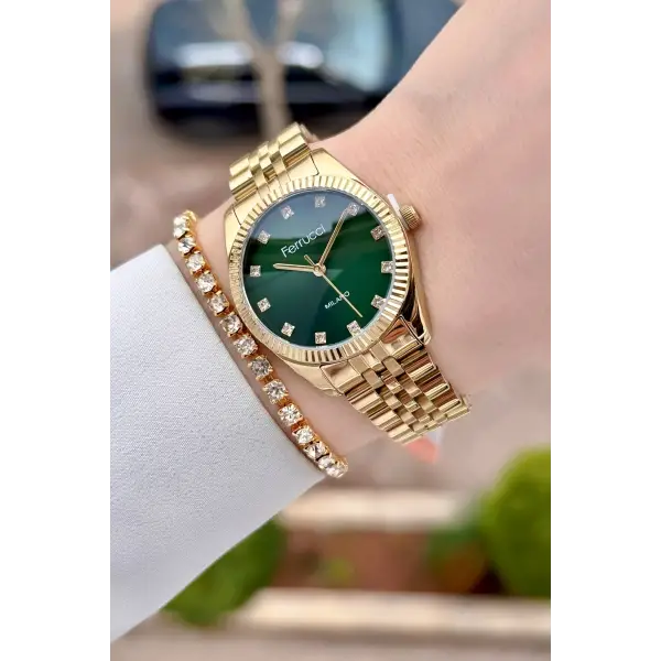 Kadranı Yeşil Kordonu Gold Renk Kadın Kol Saati ve Bileklik