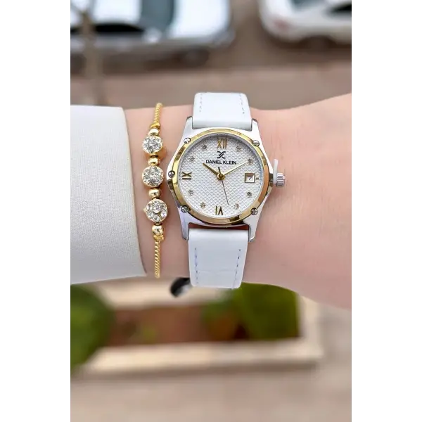 Kasası Gold Gümüş Kordonu Beyaz Renk 29 Mm Kadın Kol Saati ve Bileklik