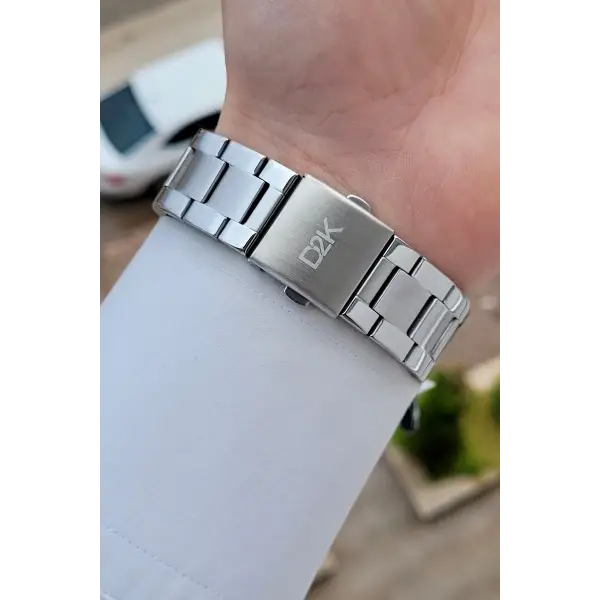 Gümüş Renk 42 Mm Erkek Kol Saati