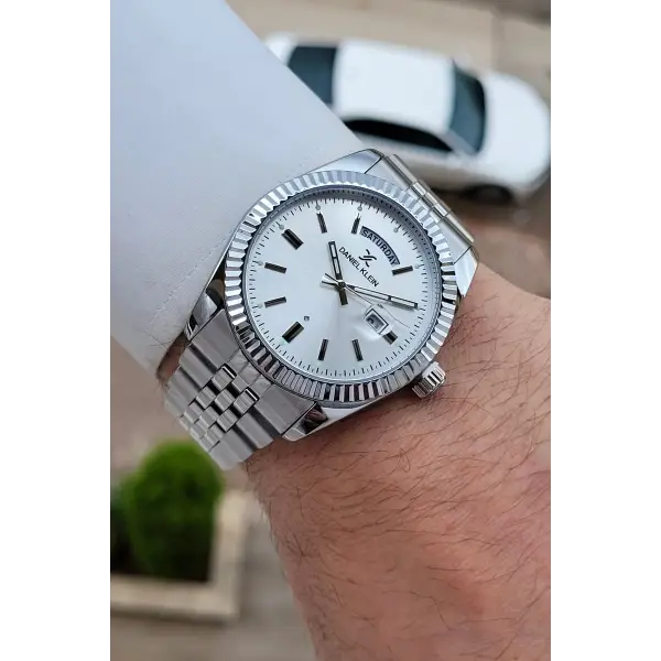 Gümüş Renk 42 Mm Erkek Kol Saati