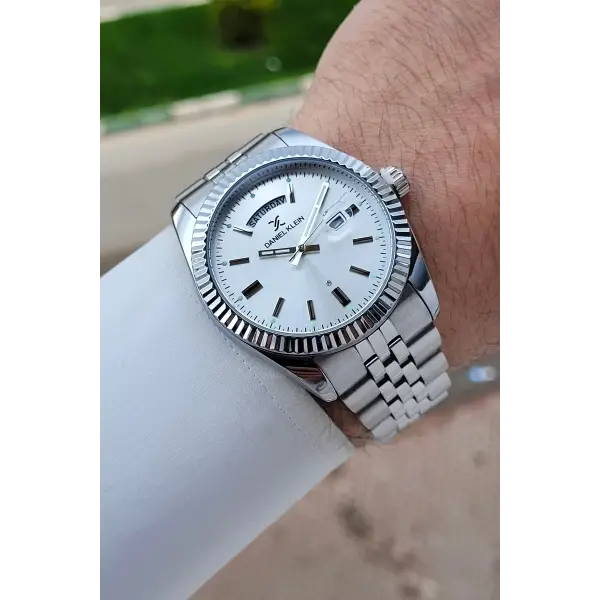 Gümüş Renk 42 Mm Erkek Kol Saati
