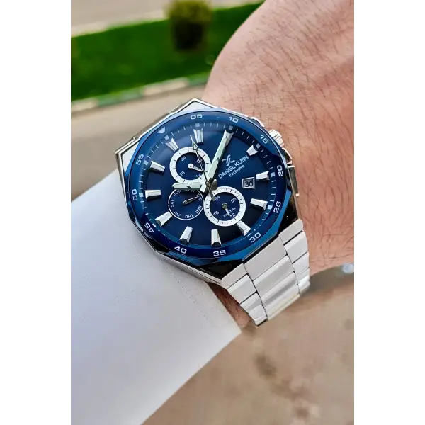 Kadranı Mavi Kordonu Gümüş Renk 43,5 Mm Erkek Kol Saati