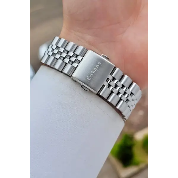 Gümüş Renk 44,5 Mm Erkek Kol Saati