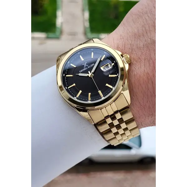 Kadranı Siyah Kordonu Gold Renk 42 Mm Erkek Kol Saati