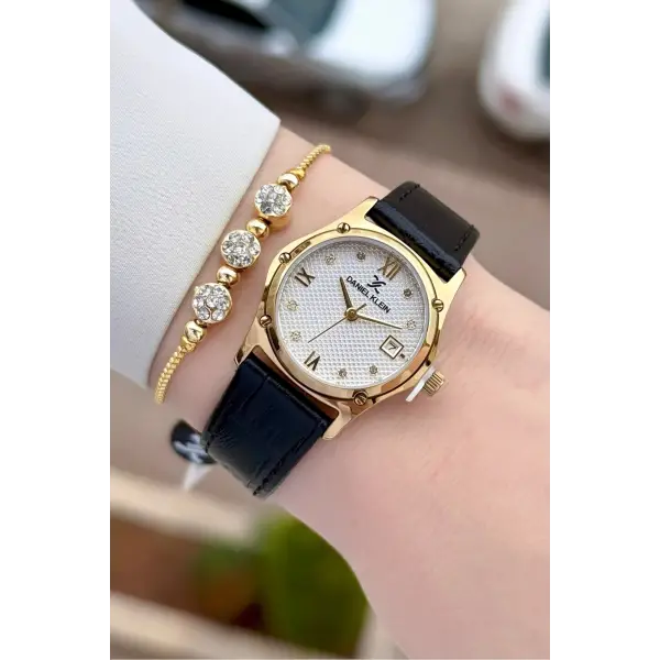 Kasası Gold Kordonu Siyah Renk 29 Mm Kadın Kol Saati ve Bileklik