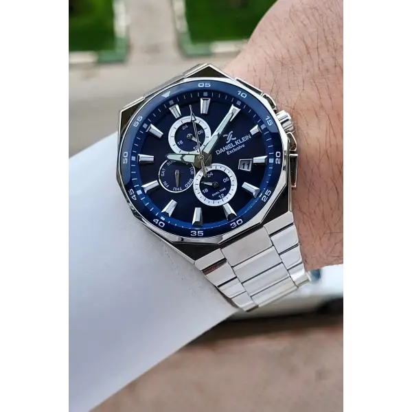 Kadranı Lacivert Kordonu Gümüş Renk 43,5 Mm Erkek Kol Saati