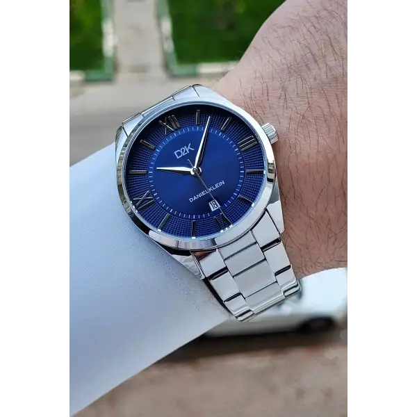 Kadranı Lacivert Kordonu Gümüş Renk 42 Mm Erkek Kol Saati