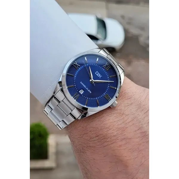 Kadranı Lacivert Kordonu Gümüş Renk 42 Mm Erkek Kol Saati