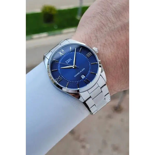 Kadranı Lacivert Kordonu Gümüş Renk 42 Mm Erkek Kol Saati