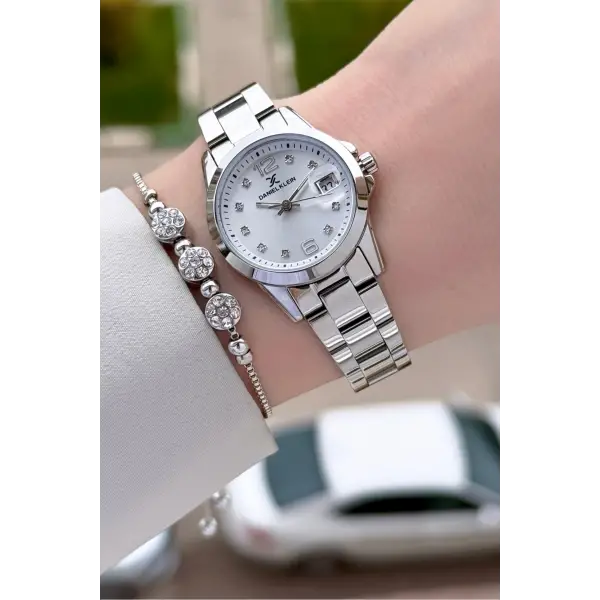 Gümüş Renk 28 mm Kadın Kol Saati ve Bileklik