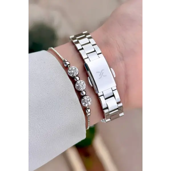 Gümüş Renk 28 mm Kadın Kol Saati ve Bileklik