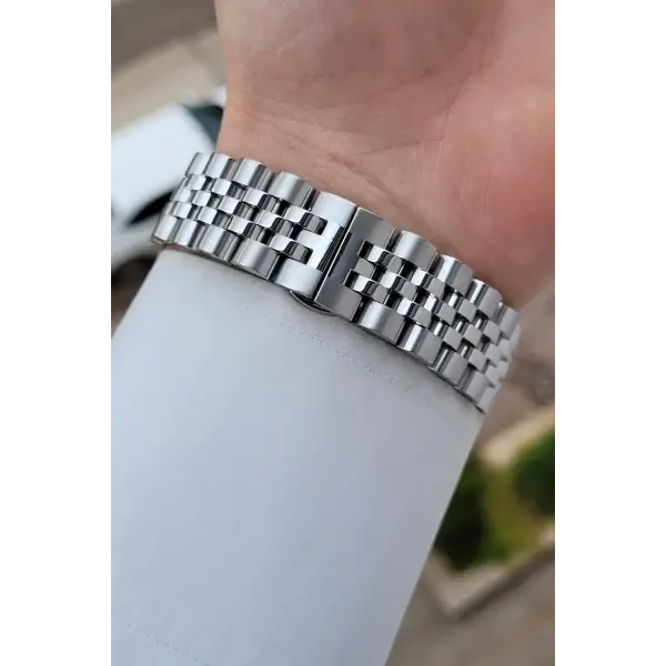 Kadranı Lacivert Kordonu Gümüş Renk 42 Mm Erkek Kol Saati