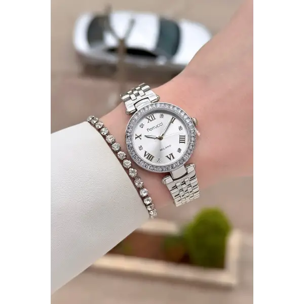 Gümüş Renk Kadın 30 Mm Kadın Kol Saati ve Hediye Bileklik