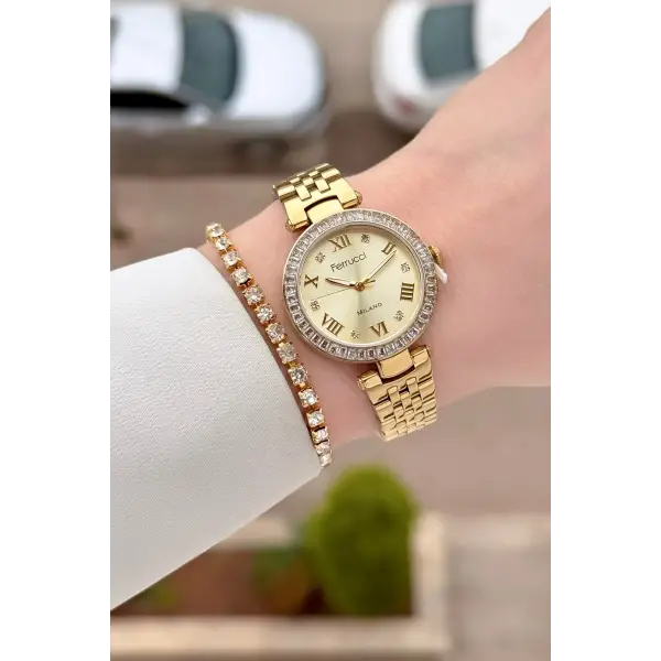 Gold Renk Kadın 30 Mm Kadın Kol Saati ve Hediye Bileklik