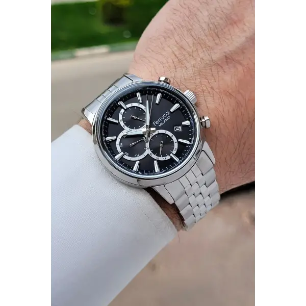 Kadranı Siyah Kordonu Gümüş Renk İç Göstergeleri Aktif 41 Mm Erkek Kol Saati