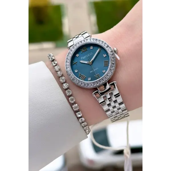 Kadranı Mavi Kordonu Gümüş Renk Kadın 30 Mm Kadın Kol Saati ve Hediye Bileklik