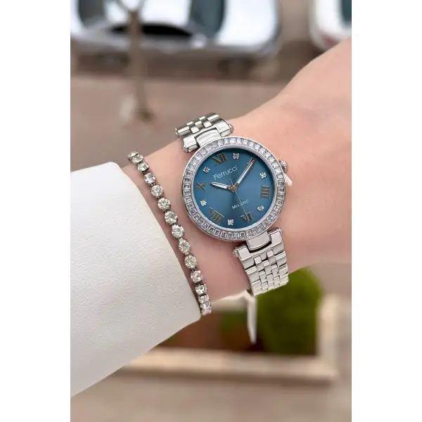 Kadranı Mavi Kordonu Gümüş Renk Kadın 30 Mm Kadın Kol Saati ve Hediye Bileklik