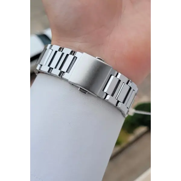 Kadranı Lacivert Kordonu Gümüş Renk 40 Mm Erkek Kol Saati