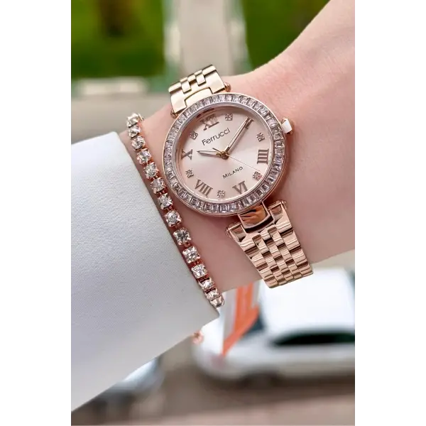 Rose Renk Kadın 30 Mm Kadın Kol Saati ve Hediye Bileklik