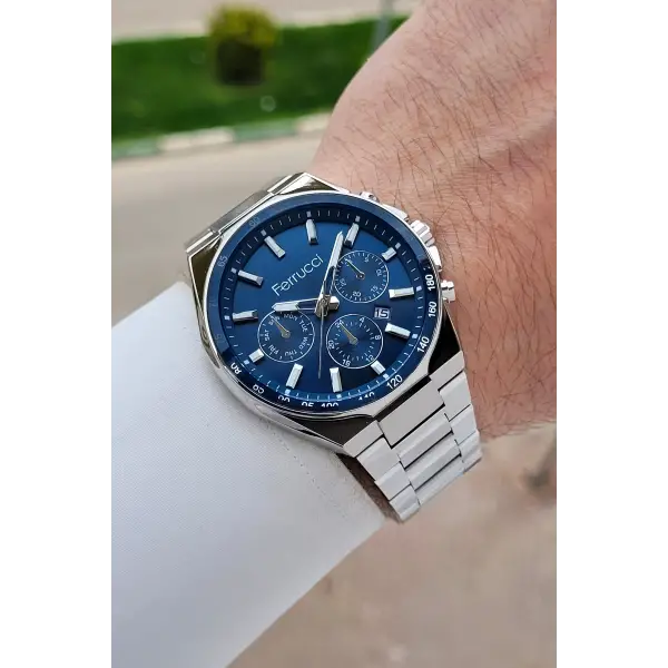 Kadranı Lacivert Kordonu Gümüş Renk İç Göstergeleri Aktif 42 Mm Erkek Kol Saati