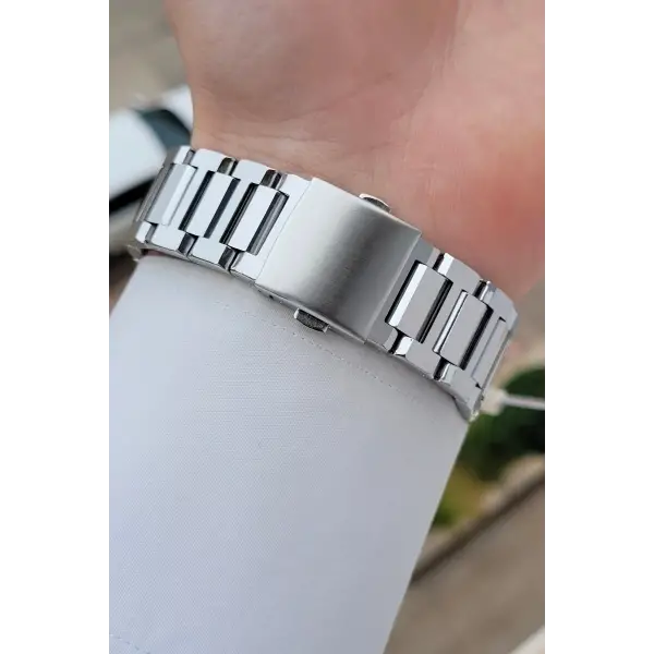 Gümüş Renk 40 Mm Erkek Kol Saati