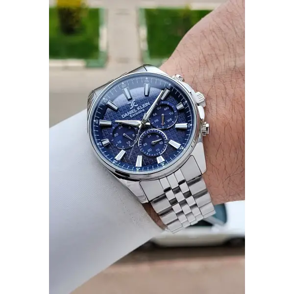 Kadranı Lacivert Kordonu Gümüş Renk 43 mm Erkek Kol Saati