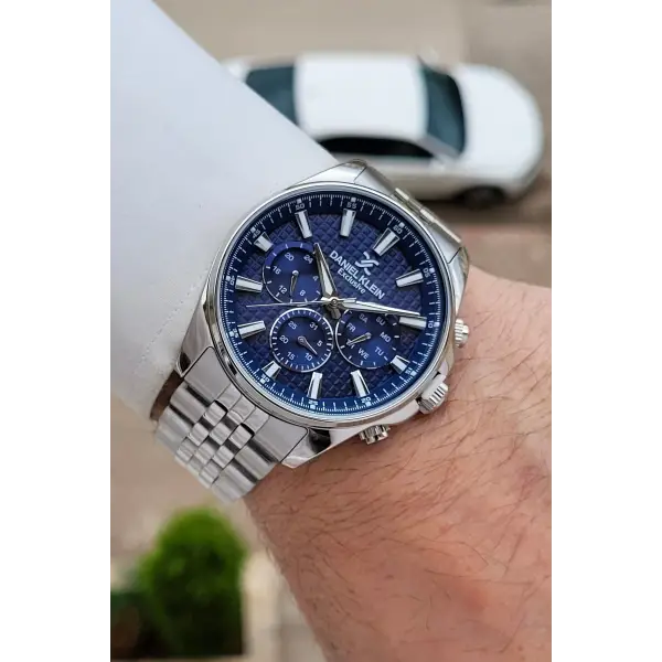 Kadranı Lacivert Kordonu Gümüş Renk 43 mm Erkek Kol Saati