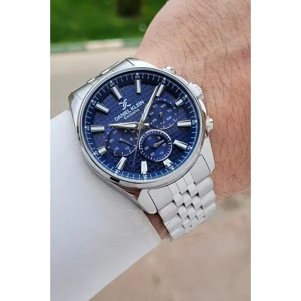 Kadranı Lacivert Kordonu Gümüş Renk 43 mm Erkek Kol Saati