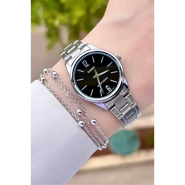 Casio CSISTE18 Kadranı Siyah Kordonu Gümüş Renk Hediye Paketli Kadın Kol Saati