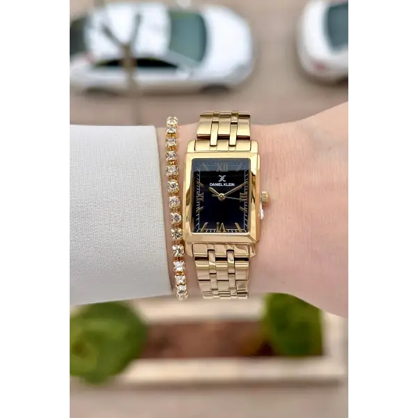 Kadranı Siyah Kordonu Gold Renk 22 mm Kadın Kol Saati