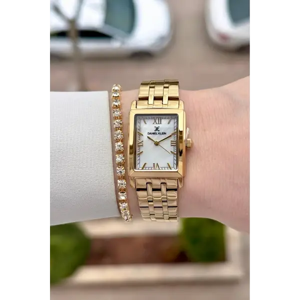 Kadranı Sedefli Kordonu Gold Renk 22 mm Kadın Kol Saati