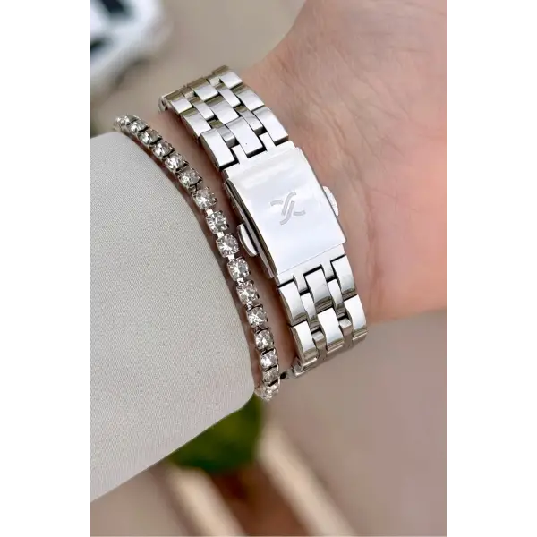 Gümüş Renk 22 mm Kadın Kol Saati