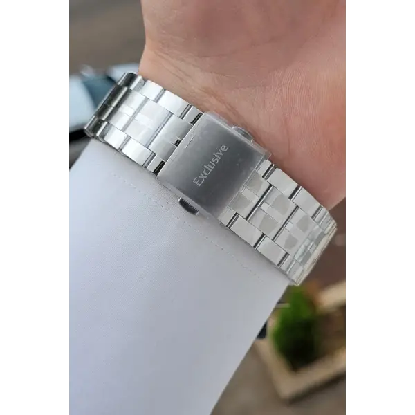 Kadranı Lacivert Kordonu Gümüş Renk 44 Mm Hediye Paketli İç Göstergeleri Aktif Erkek Kol Saati
