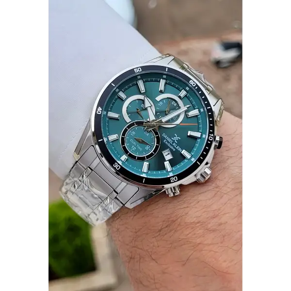 Kadranı Yeşil Kordonu Gümüş Renk 44 Mm İç Göstergeleri Aktif Erkek Kol Saati