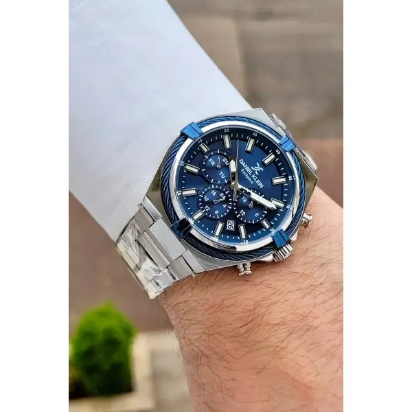 Kadranı Siyah Kordonu Gümüş Renk 44 Mm Hediye Paketli İç Göstergeleri Aktif Erkek Kol Saati