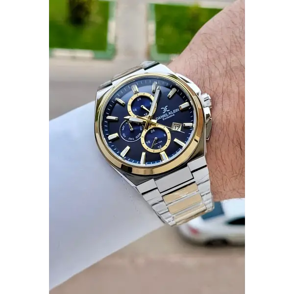 Kadranı Lacivert Kordonu Gold Gümüş Renk 43,5 Mm İç Göstergeleri Aktif Erkek Kol Saati