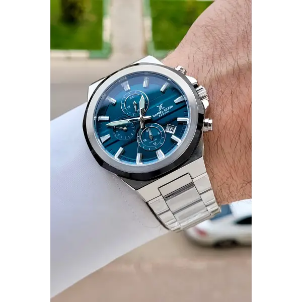 Kadranı Yeşil Kordonu Gümüş Renk 44 Mm İç Göstergeleri Aktif Erkek Kol Saati